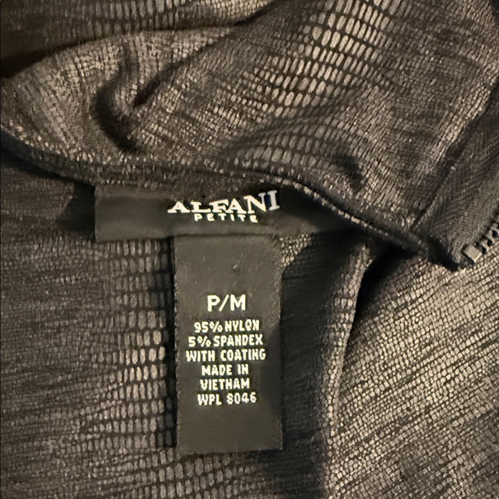 Alfani Black Textured Tank Top EUC - Picture 3 of 3